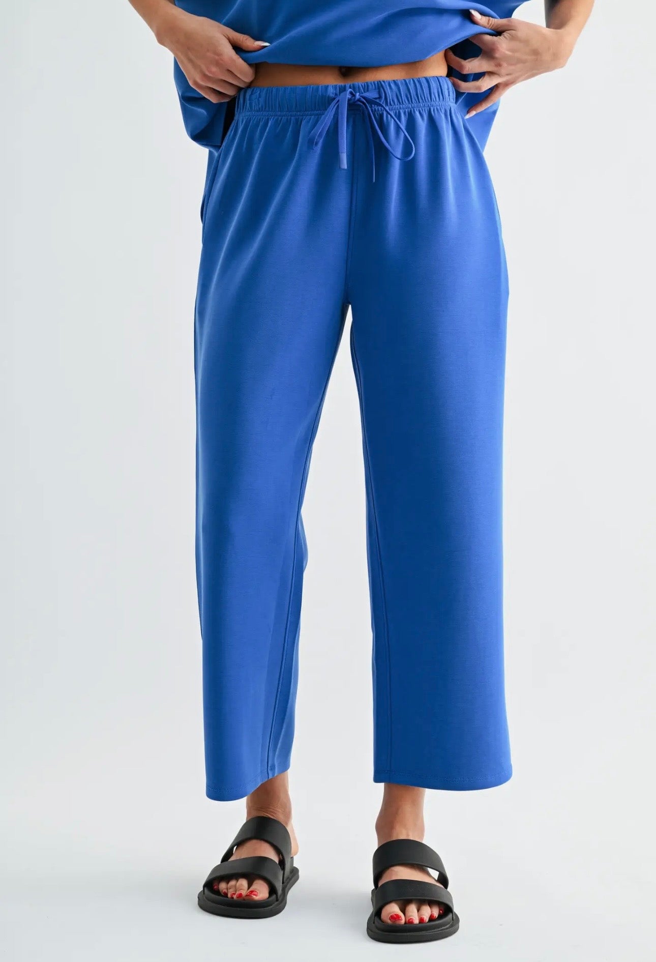Blue pants set